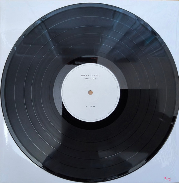 Biffy Clyro — Futique image 4